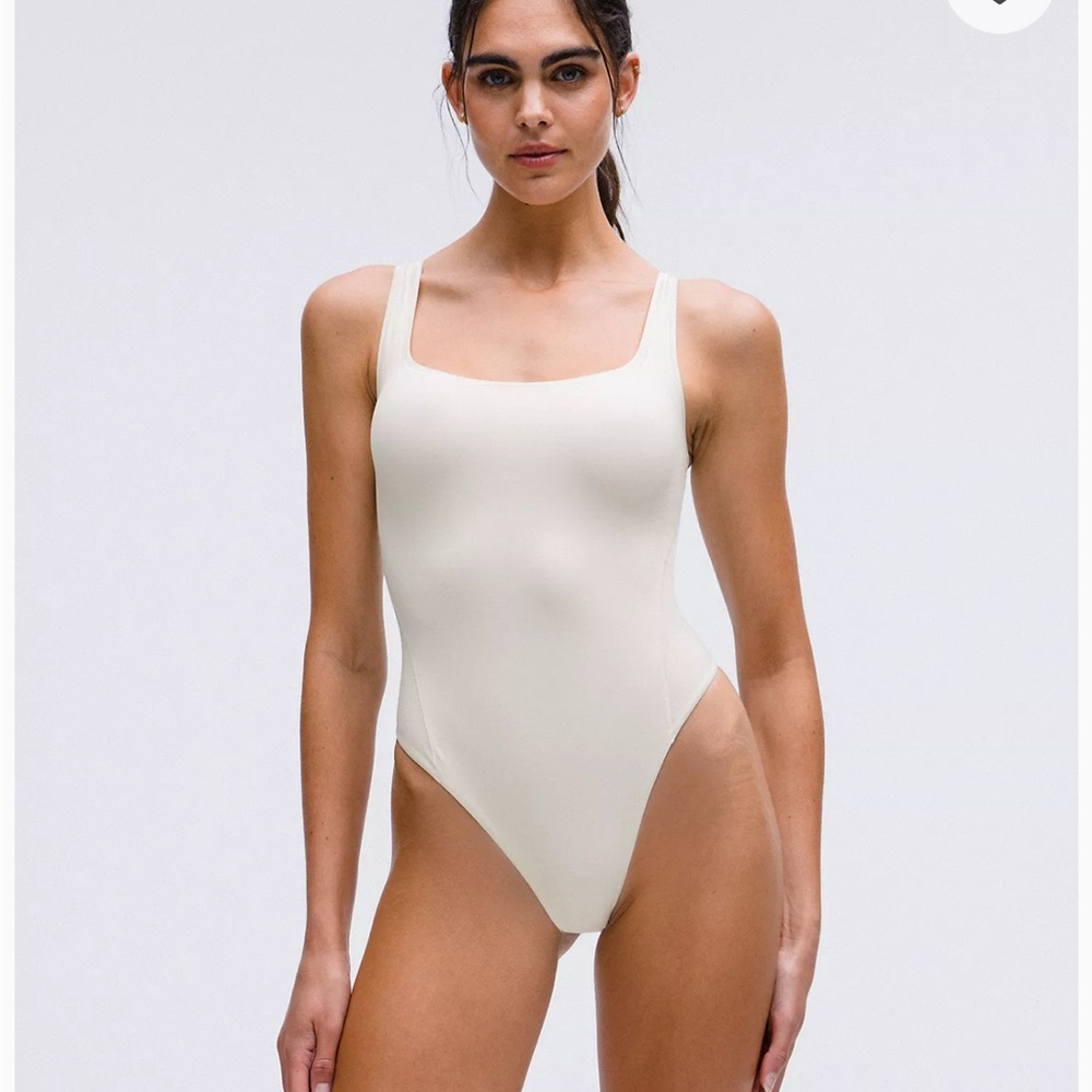 Lululemon Wundermost Ultra-Soft Nulu Square-Neck Sleeveless Bodysuit - Bone -NWT